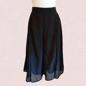Vintage high waist pleated black long shorts
